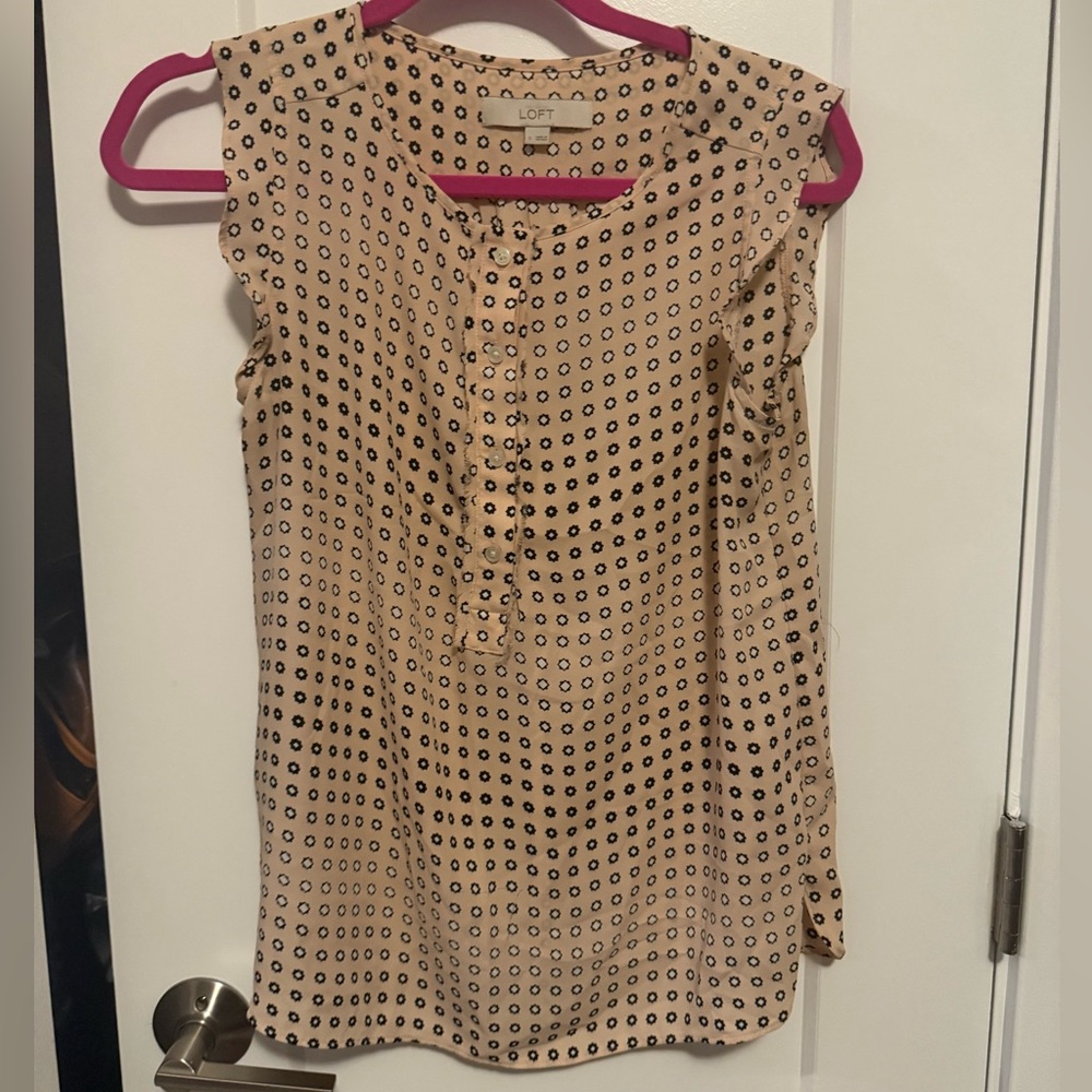 LOFT Flowy Button-front Sleeveless Blouse